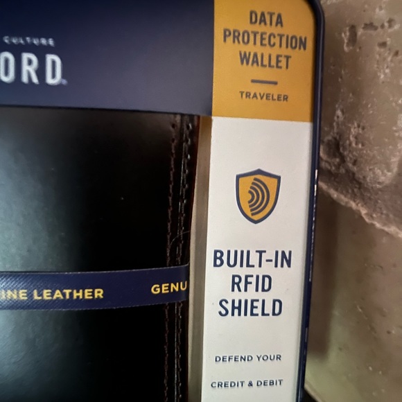 Mens Stafford RFID Shield Wallet - Picture 15 of 15